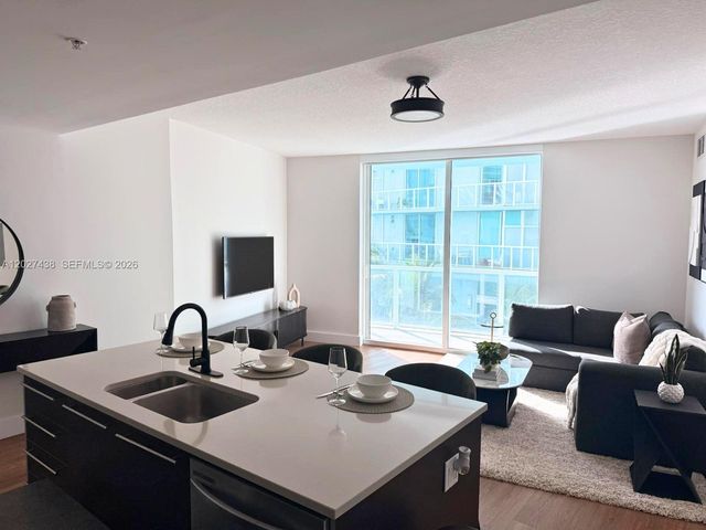 1900 N Bayshore Dr 1417, Miami, FL 33132