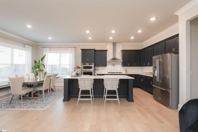 302 Forest Edge Road, Piedmont, SC 29673