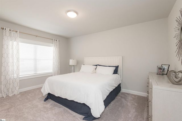 302 Forest Edge Road, Piedmont, SC 29673