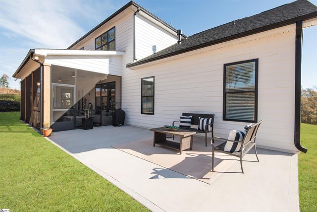 302 Forest Edge Road, Piedmont, SC 29673