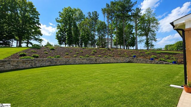 302 Forest Edge Road, Piedmont, SC 29673