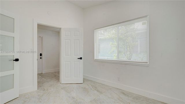 1035 NW 11th Ct, Fort Lauderdale, FL 33311