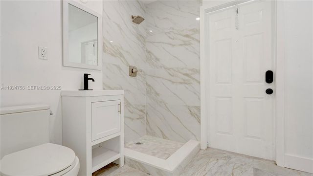 1035 NW 11th Ct, Fort Lauderdale, FL 33311