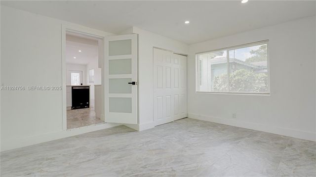 1035 NW 11th Ct, Fort Lauderdale, FL 33311