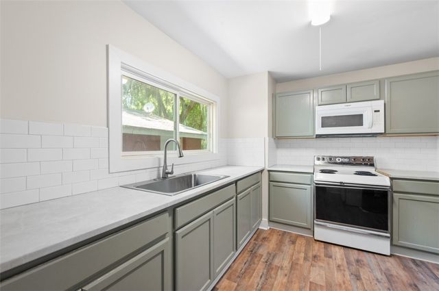 2314 Wolfe Street, Brunswick, GA 31520