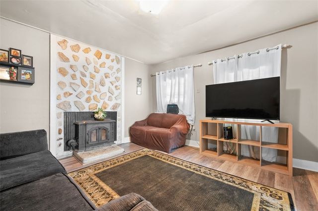 2314 Wolfe Street, Brunswick, GA 31520