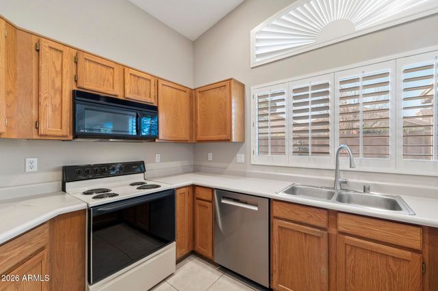 4147 E COOLBROOK Avenue, Phoenix, AZ 85032