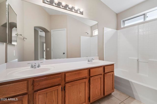 4147 E COOLBROOK Avenue, Phoenix, AZ 85032