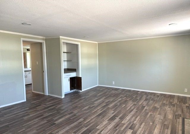 900 James Street, Sweetwater, TX 79556