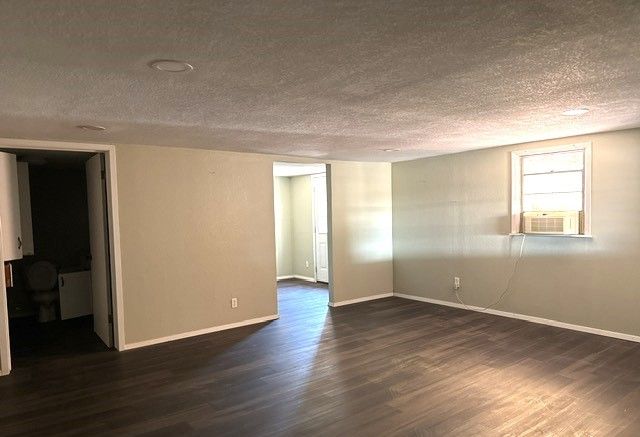 900 James Street, Sweetwater, TX 79556