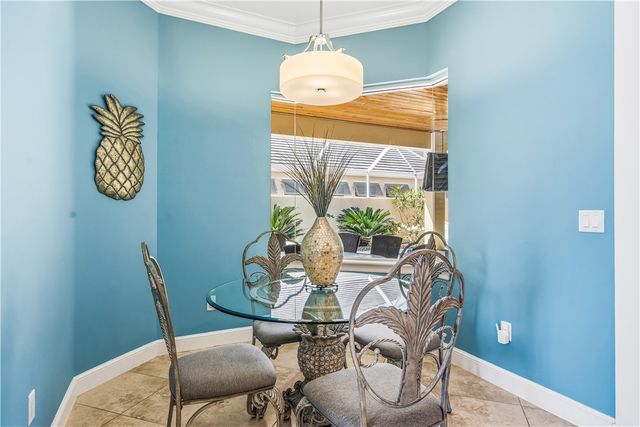 9140 Seasons Terrace, Vero Beach, FL 32963
