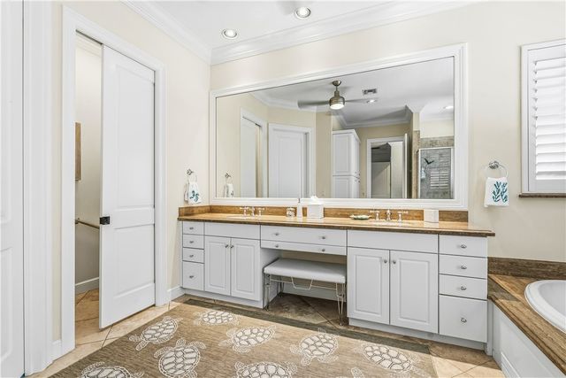 9140 Seasons Terrace, Vero Beach, FL 32963