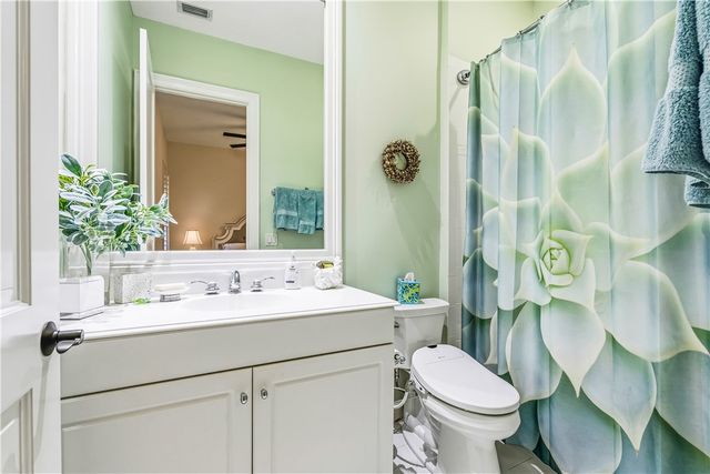 9140 Seasons Terrace, Vero Beach, FL 32963