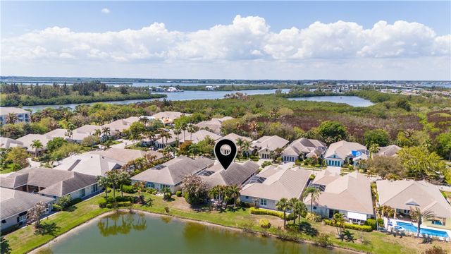 9140 Seasons Terrace, Vero Beach, FL 32963