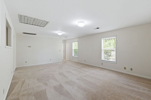 7132 Charlotte Pike, Nashville, TN 37209