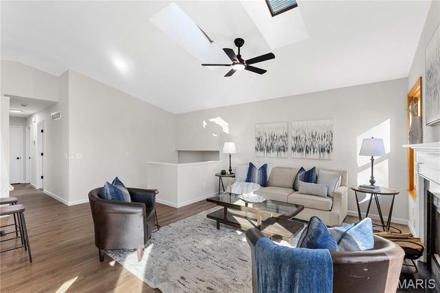 5 Woodland Ridge Court, St Peters, MO 63376