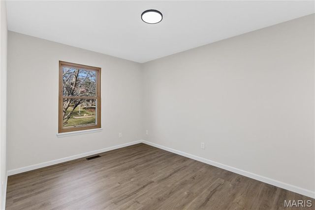 5 Woodland Ridge Court, St Peters, MO 63376