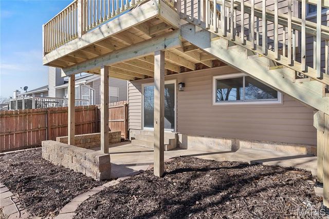 5 Woodland Ridge Court, St Peters, MO 63376