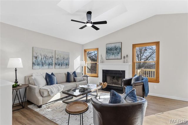 5 Woodland Ridge Court, St Peters, MO 63376