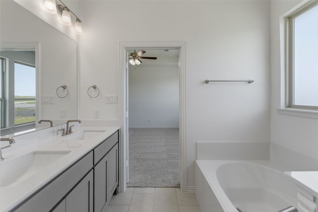 130 Fossil Canyon Drive, New Fairview, TX 76078