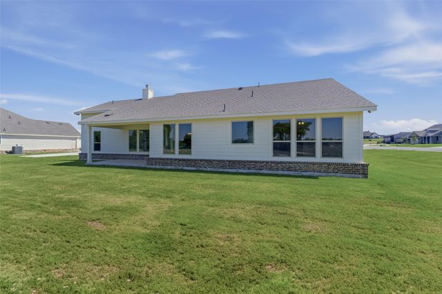 130 Fossil Canyon Drive, New Fairview, TX 76078