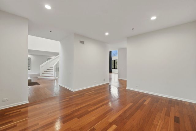 5212 Briarcrest Lane, Long Grove, IL 60047