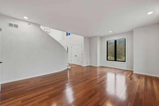 5212 Briarcrest Lane, Long Grove, IL 60047