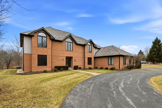 5212 Briarcrest Lane, Long Grove, IL 60047