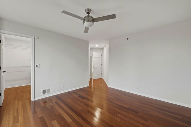 5212 Briarcrest Lane, Long Grove, IL 60047