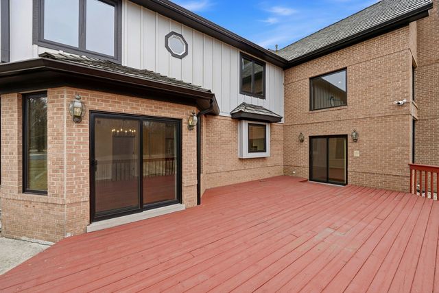 5212 Briarcrest Lane, Long Grove, IL 60047