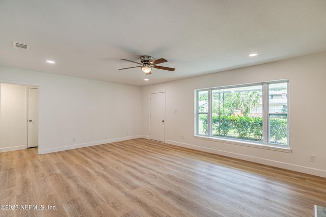 1404 JEAN Court, Jacksonville, FL 32207
