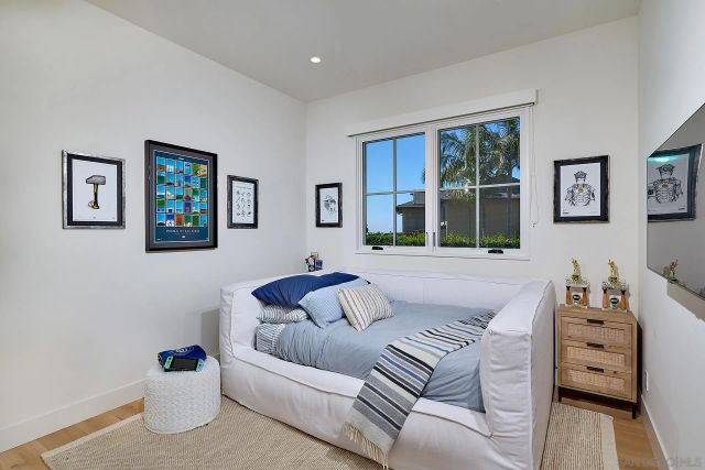 181 S Nardo, Solana Beach, CA 92075