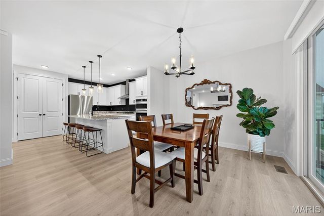 8003 Cotswald Trail, Cottleville, MO 63304