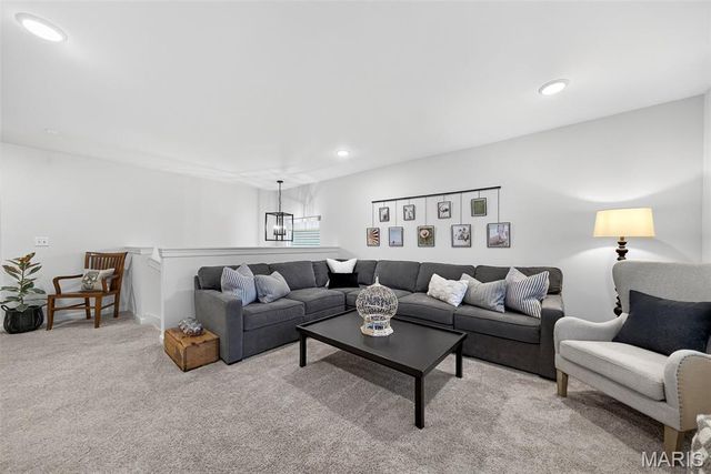 8003 Cotswald Trail, Cottleville, MO 63304