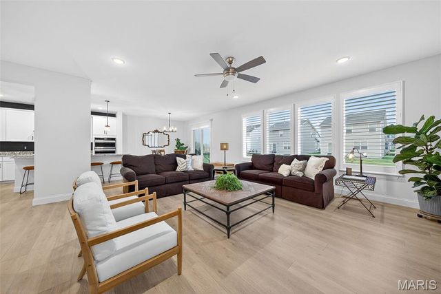 8003 Cotswald Trail, Cottleville, MO 63304