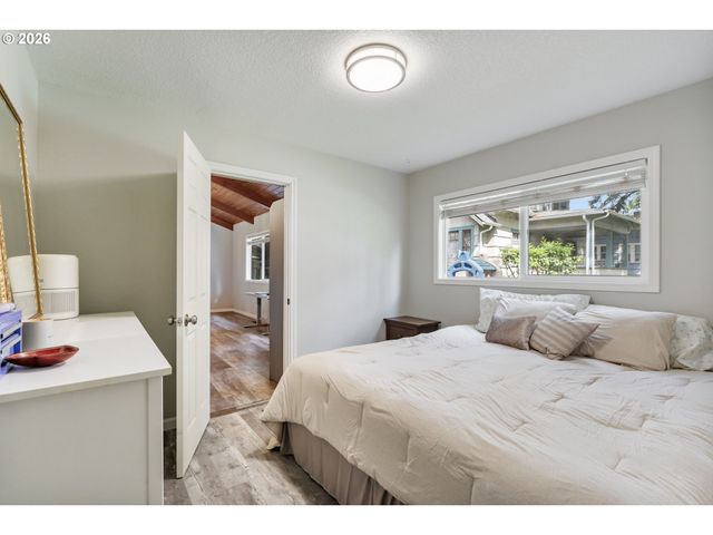 2237 Se 139TH Ave, Portland, OR 97233