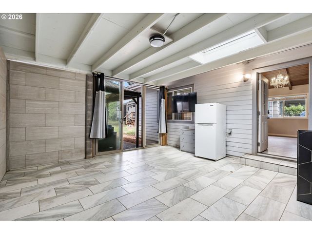 2237 Se 139TH Ave, Portland, OR 97233