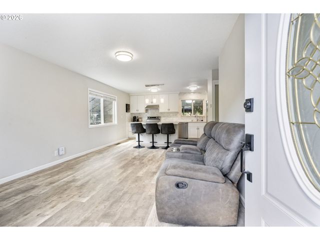 2237 Se 139TH Ave, Portland, OR 97233