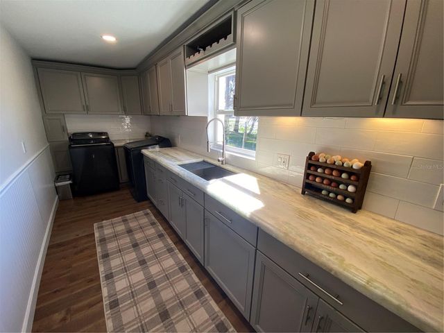 1645 SPRING GARDEN DRIVE, Astor, FL 32102