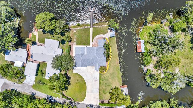 1645 SPRING GARDEN DRIVE, Astor, FL 32102