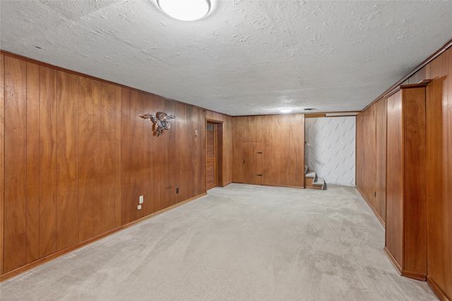 6427 Franklin Avenue, Windsor Heights, IA 50324