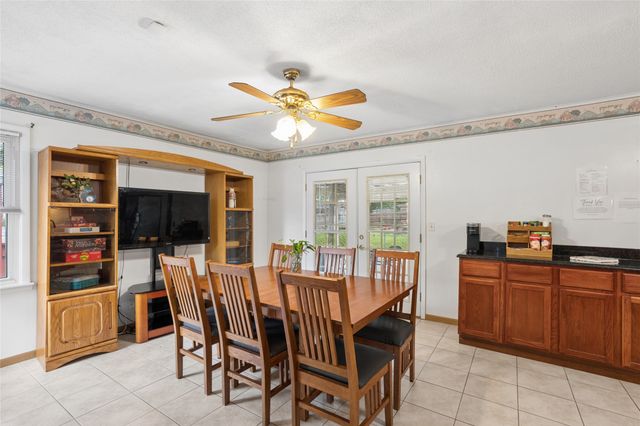 6427 Franklin Avenue, Windsor Heights, IA 50324