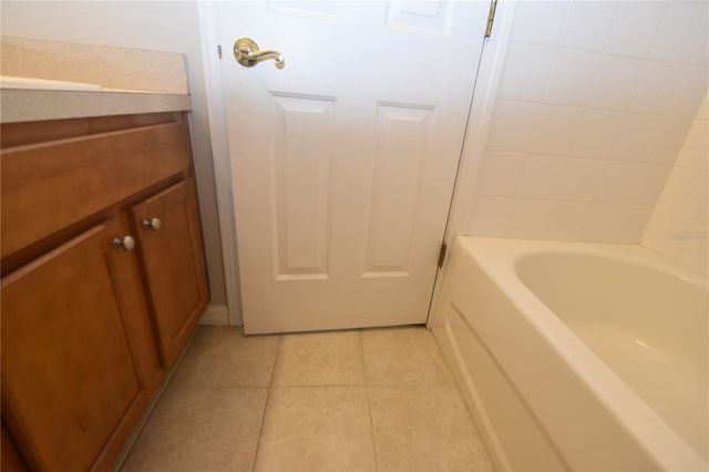 4901 ELIZABETH ANNE CIRCLE, Tampa, FL 33616