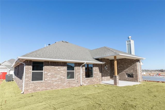 2304 NW 171st Street, Edmond, OK 73012