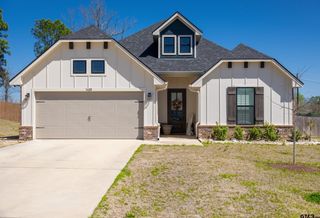 1420 Allison Ln, Lindale, TX 75771