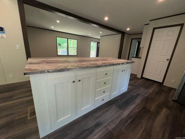 137 Parkshores circle, Hot Springs, AR 71901