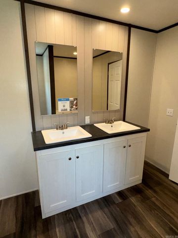 137 Parkshores circle, Hot Springs, AR 71901