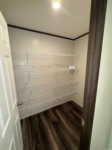 137 Parkshores circle, Hot Springs, AR 71901