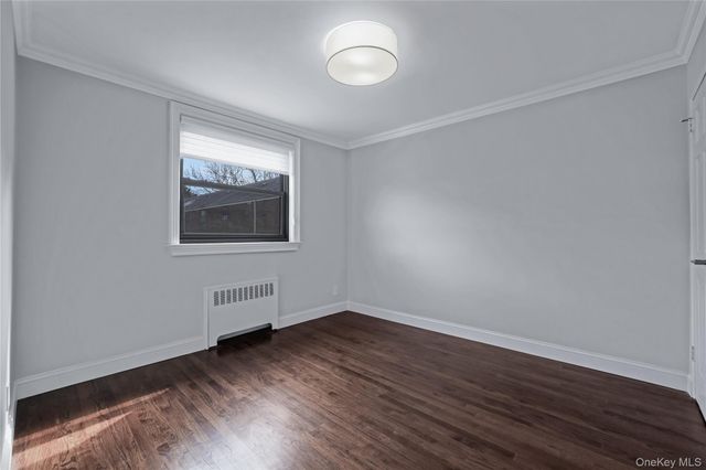 19947 22nd Avenue UPPER, Whitestone, NY 11357