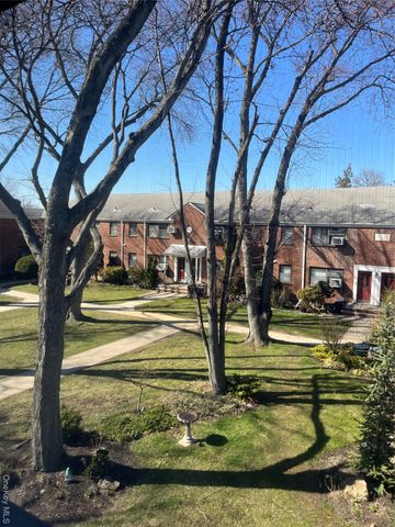 19947 22nd Avenue UPPER, Whitestone, NY 11357